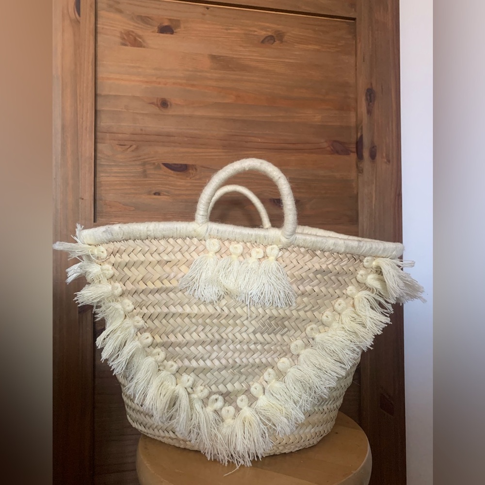 Brand NEW handmade picnic basket Moroccan tote basket